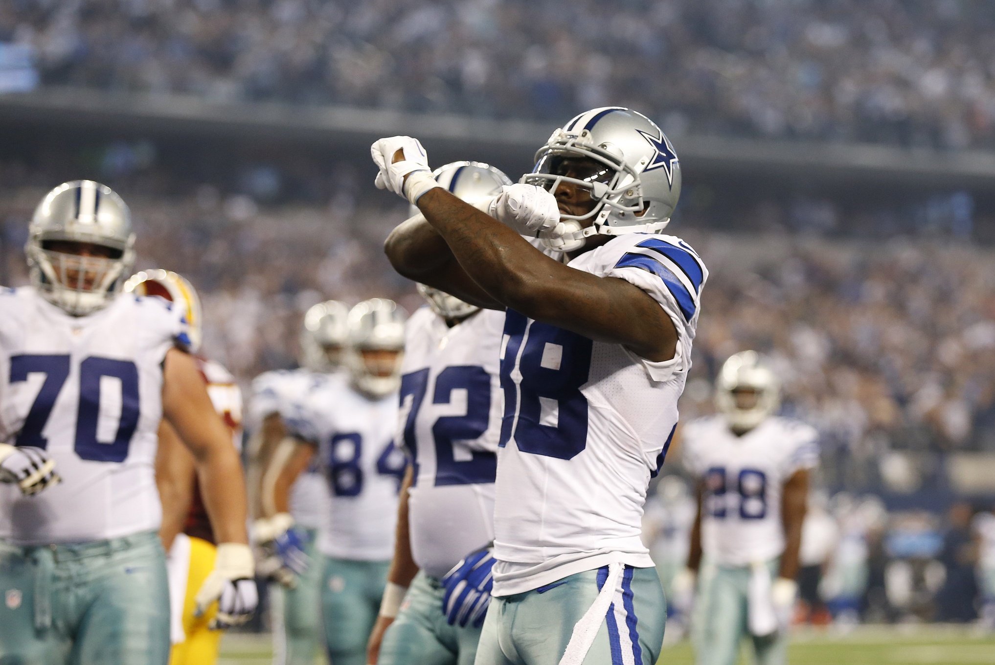 Dez Bryant throws up the "X." (USATSI)