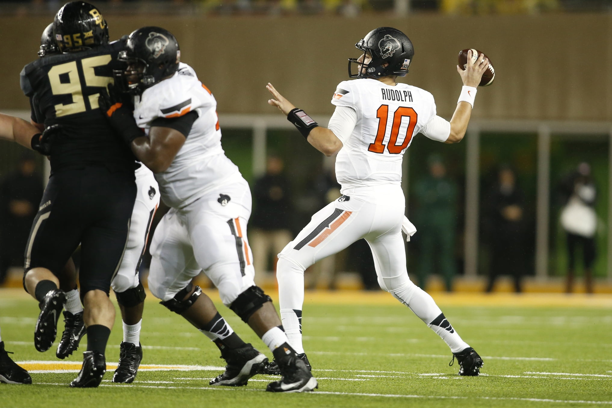 Mason Rudolph could become just the third OSU QB to beat OU this century. (USATSI)