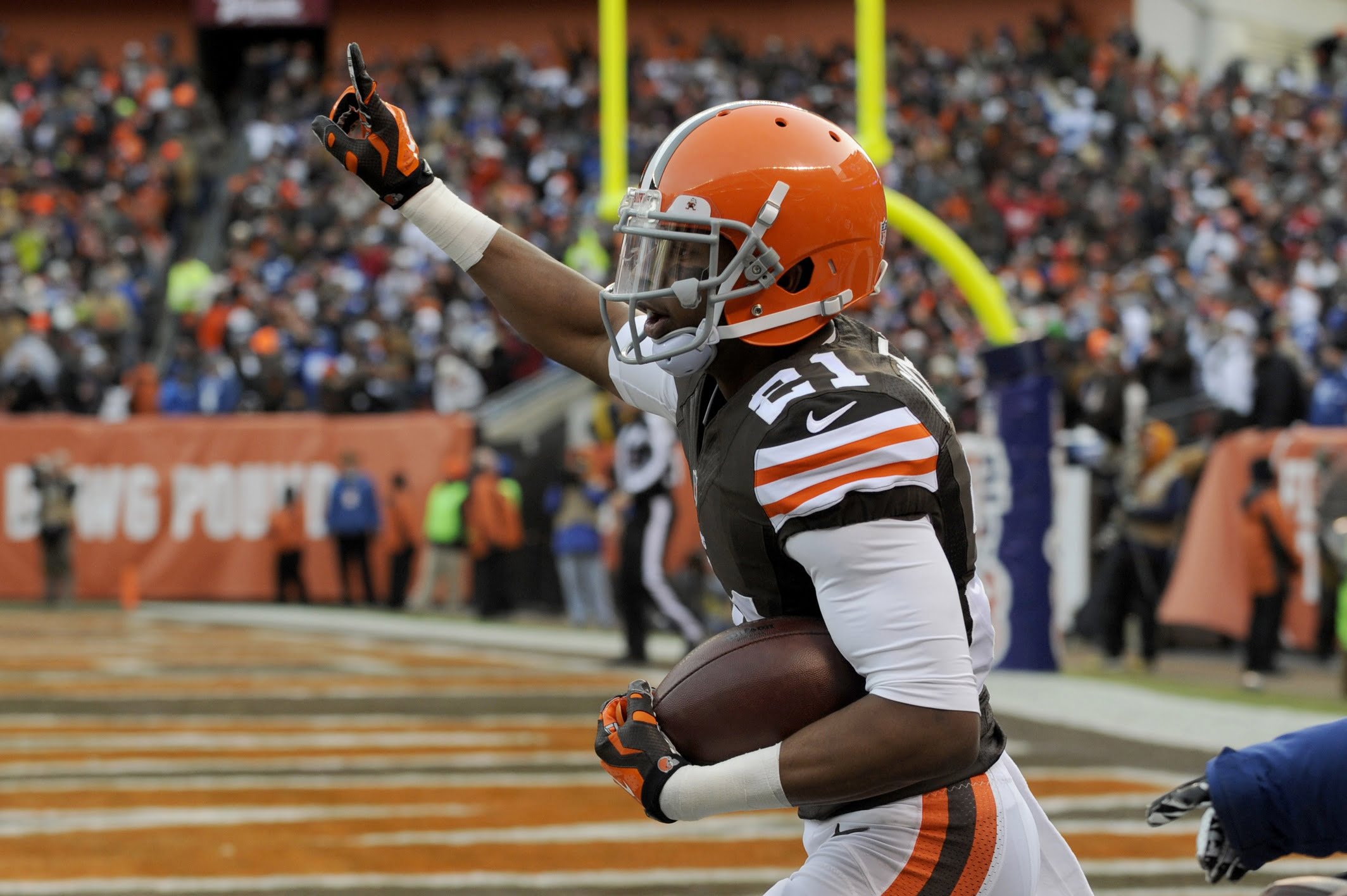 Justin Gilbert was not very good for Cleveland in 2014. (USATSI)