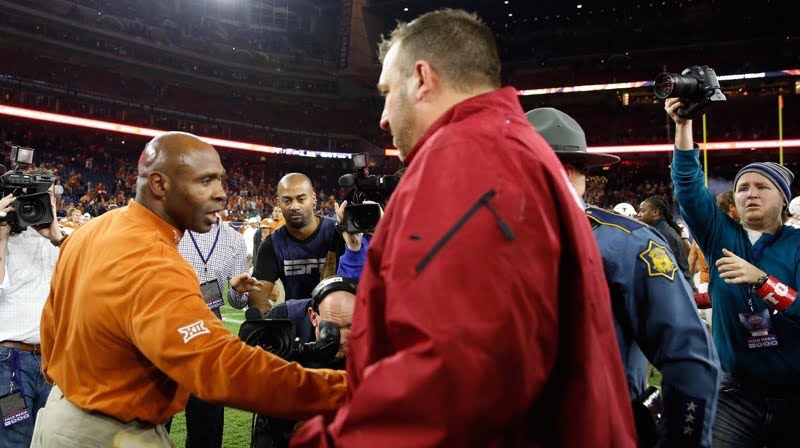 Charlie Strong gets that bowl W. (USATSI)