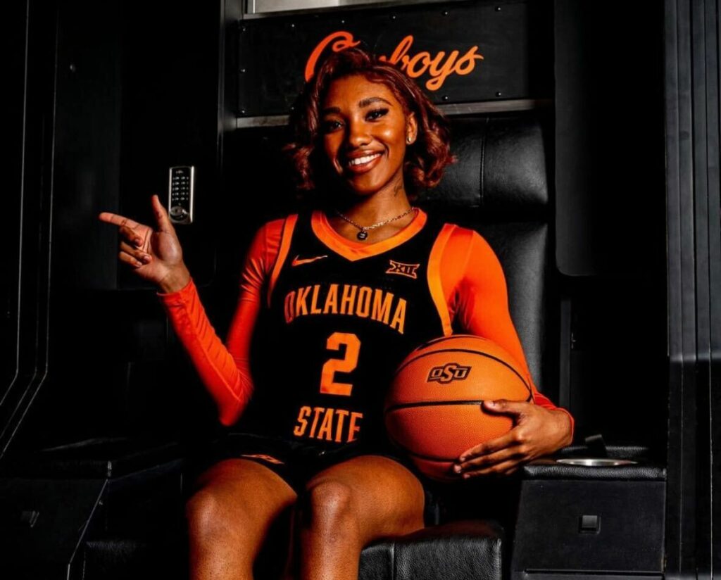 Big East Freshman of the Year Kennedy Fauntleroy Signs with Cowgirl